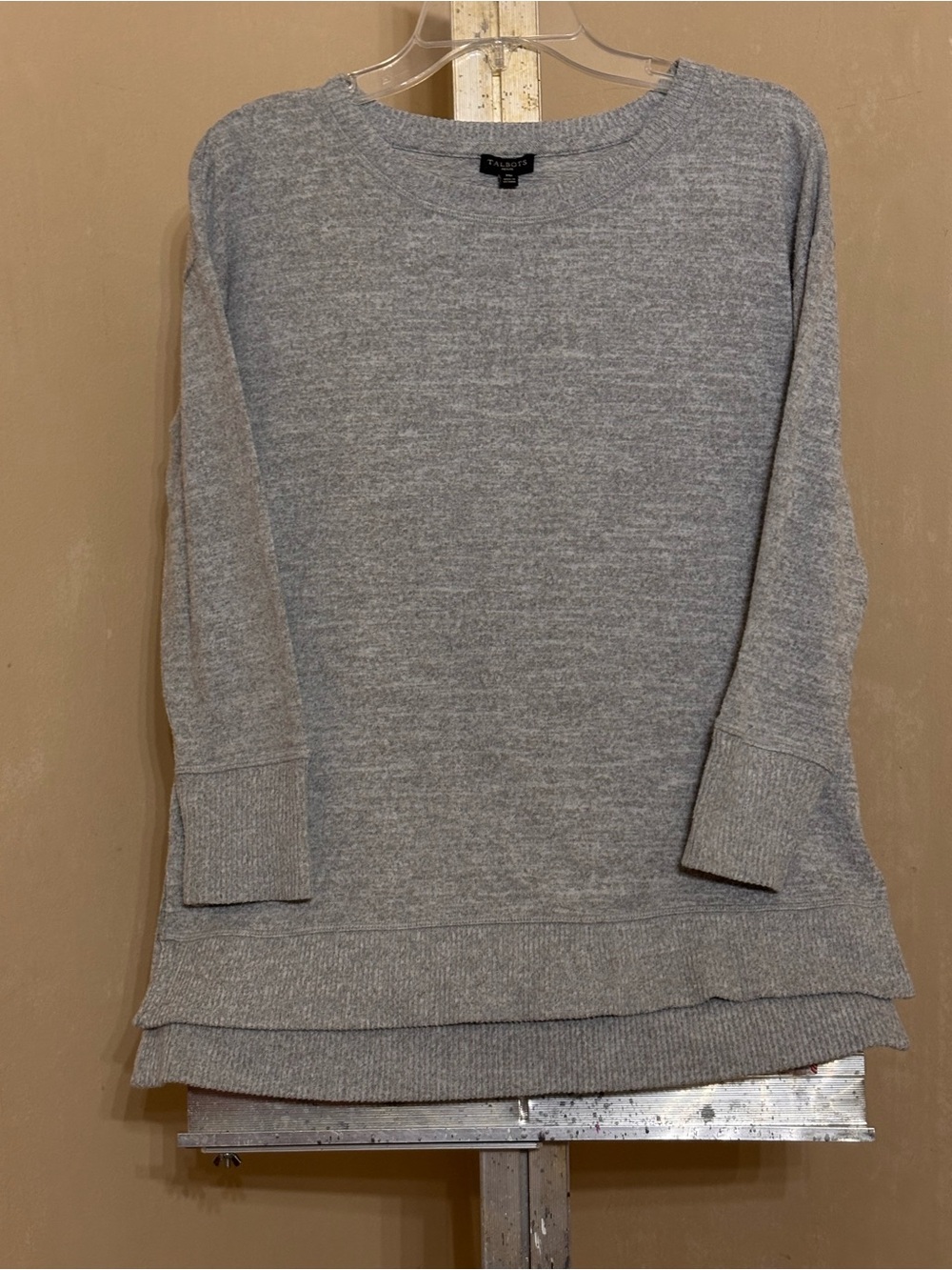 Talbots Petite Light Gray Layered-Hem Crewneck Tunic Sweater Sz Mp